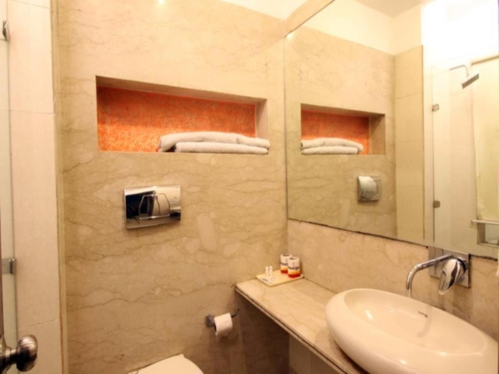 Hotel Livasa Inn Near Blk Hospital Delhi Kültér fotó